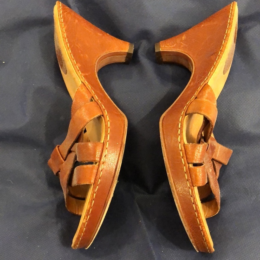 BOLO LEATHER HEELED SANDALS EUC sz 8/39 - Picture 4 of 8